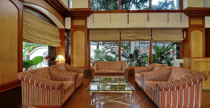 The President Hotel Shivajinagar Pune Exteriör bild