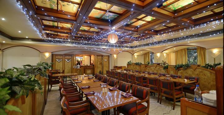 The President Hotel Shivajinagar Pune Exteriör bild