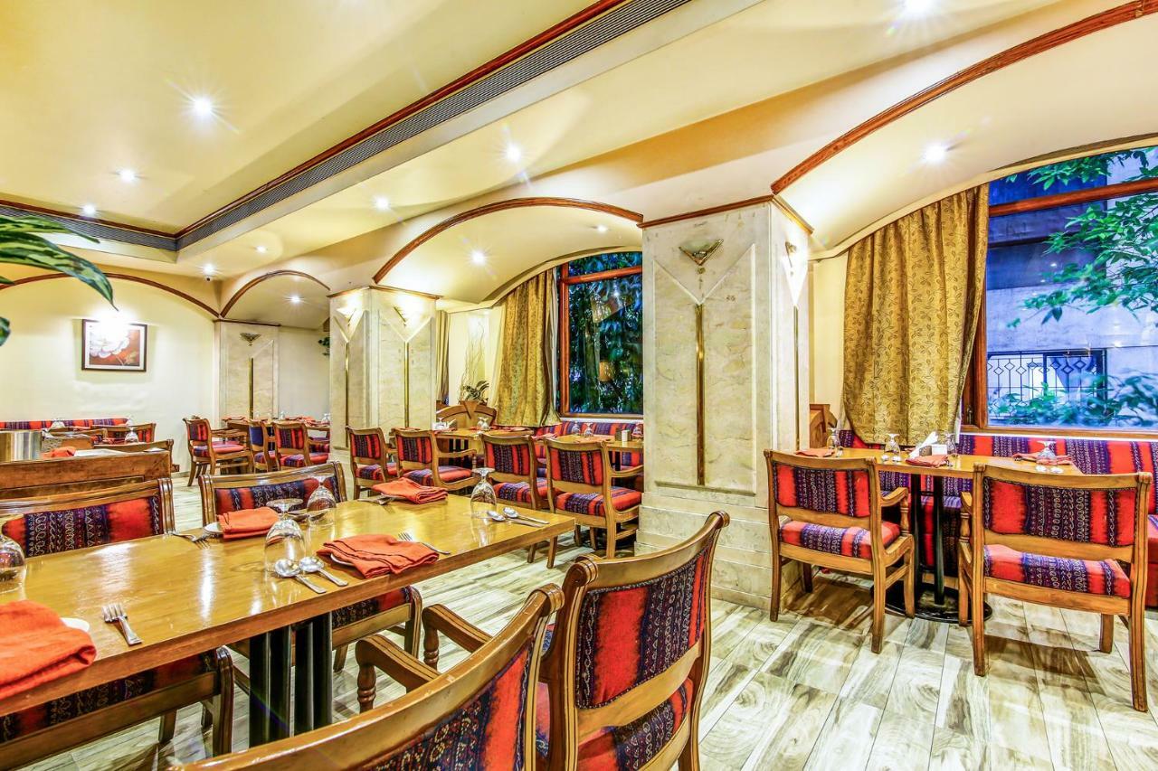 The President Hotel Shivajinagar Pune Exteriör bild