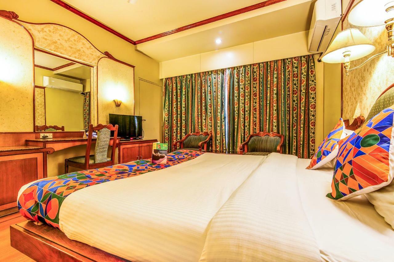 The President Hotel Shivajinagar Pune Exteriör bild