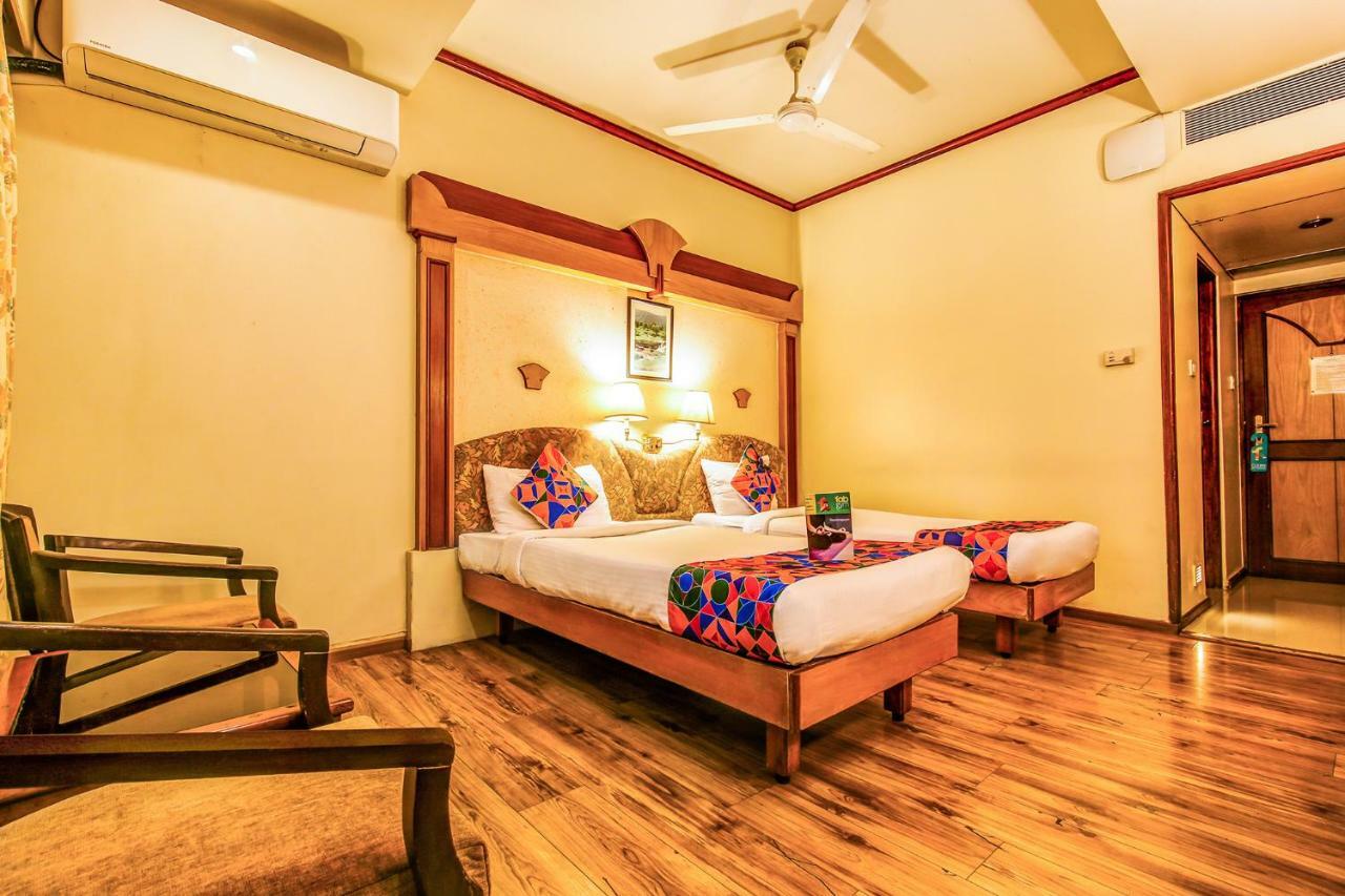 The President Hotel Shivajinagar Pune Exteriör bild